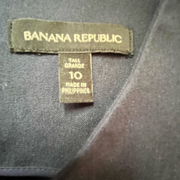 Banana Republic Navy sheath dress with peplum, size 10 Tall, never worn. - Picture 4 of 4